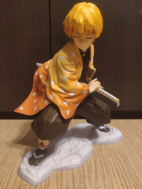 Figurka Demon Slayer - Agatsuma Zenitsu Figurka Demon Slayer - Agatsuma Zenitsu