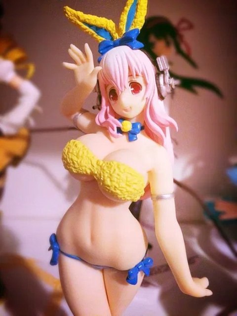 Figurka SoniComi - Sonico Easter Bunny, Blue ver. Figurka SoniComi - Sonico Easter Bunny, Blue ver.